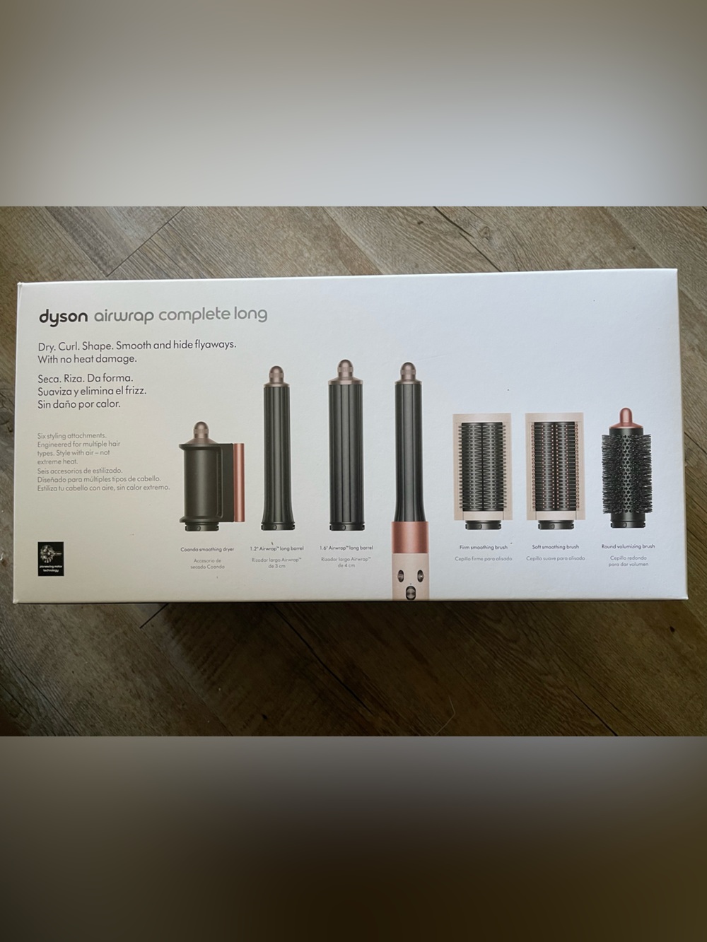Dyson Airwrap Set in Rose Gold and Black